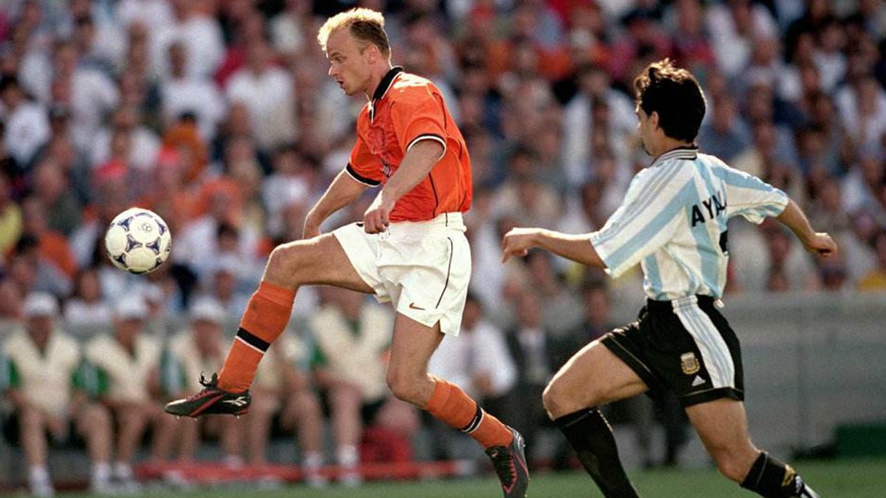 阿根廷男篮绝杀日本男篮,布克三分雨点燃全场 阿根廷男篮绝杀日本男篮,布克三分雨点燃全场