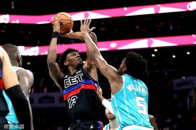 火箭碾压黄蜂，波特高光表现