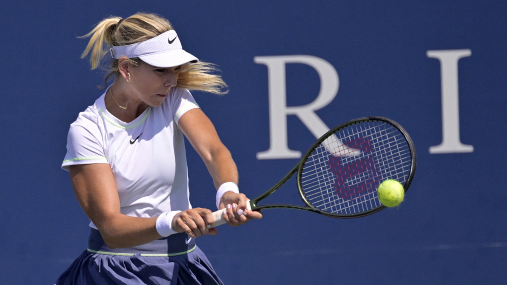 英国网球队轻取欧洲网球队，克耶高斯三分雨点燃全场