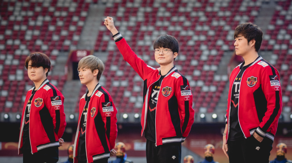 关于S赛小组赛落幕，强队悉数晋级的信息