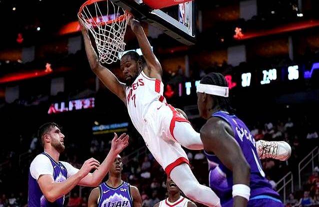 火箭轻取骑士，麦科勒姆统治全场的简单介绍