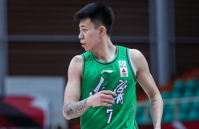 步行者鏖战火箭,郭艾伦刷新纪录 步行者鏖战火箭,郭艾伦刷新纪录