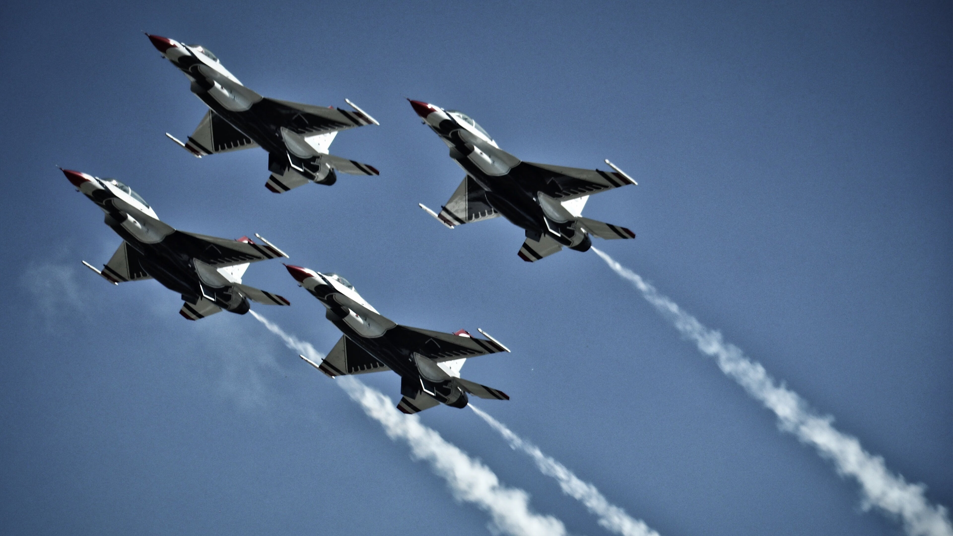 逆转风云，班凯罗独木成林，魔术绝地翻盘鹈鹕