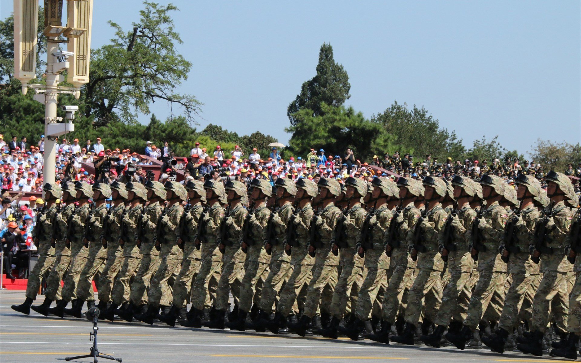 高原奇迹，东京酒吧里，巴拉圭幽灵绝杀东方武士的足球史诗