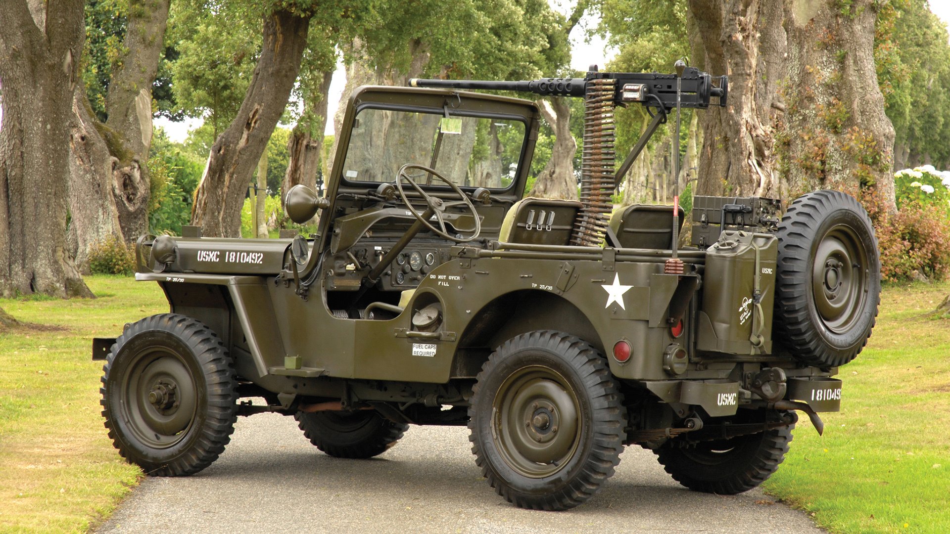 金色与红色的交响,当雄鹿遇上长城,克莱在全球舞台奏响终章