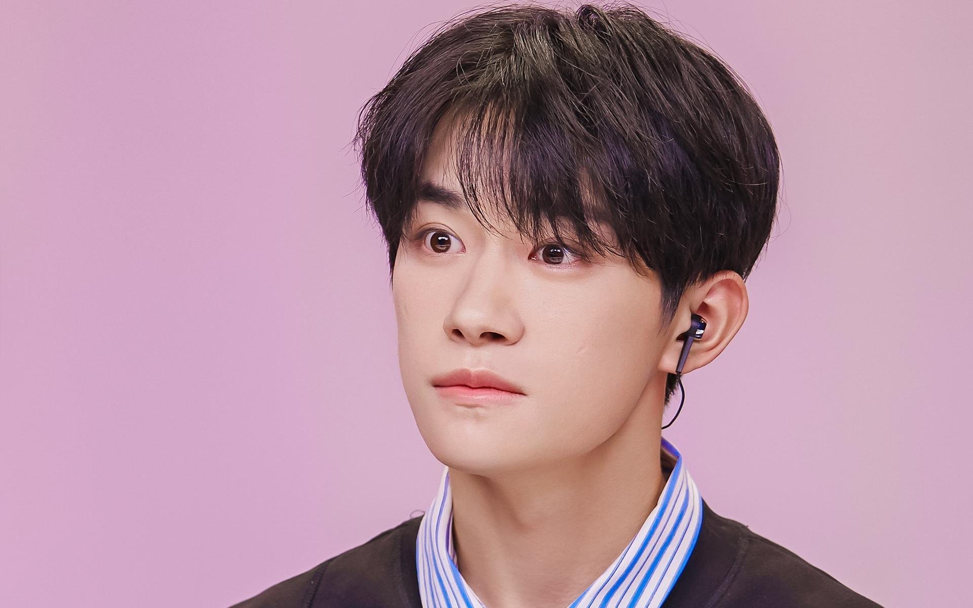 周日画卷,马赛红浪吞没苏格兰海风,弗拉霍维奇在都灵挥毫接管意甲焦点战